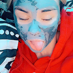 Meet your Posher, Hailey